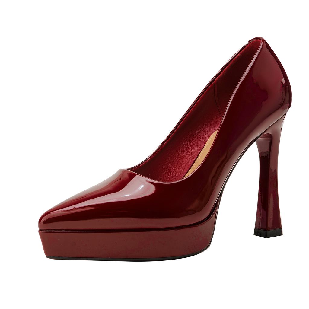 Waterproof Table Is Not Tired of Feet, Super High Heels 2026 Spring Temperament Pointed Head Thin Heel Patent Leather Sexy Shallow Mouth Single Shoes