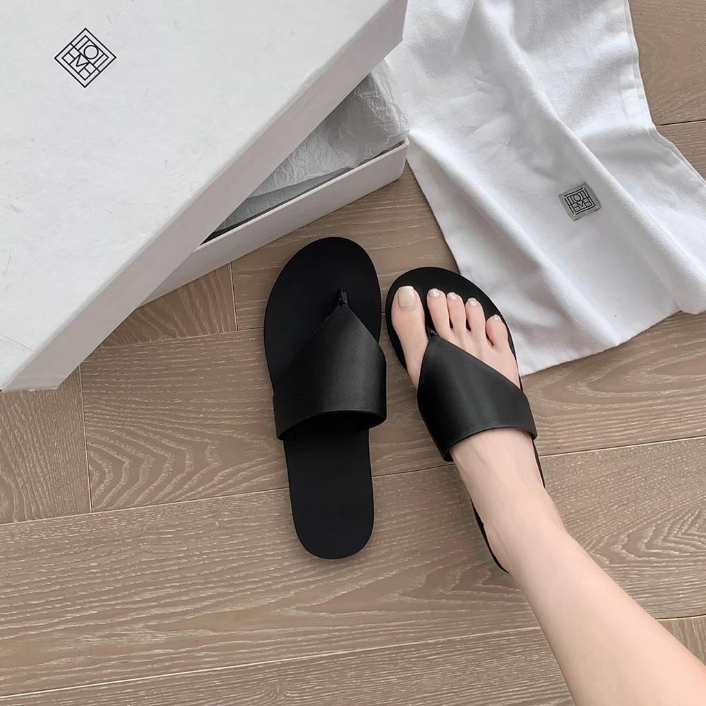 Spot Second Hair! Fashion Versatile New Fashion Cowhide Simple Triangular Toe Flat Bottom Slippers Women's Cool Slippers Summer