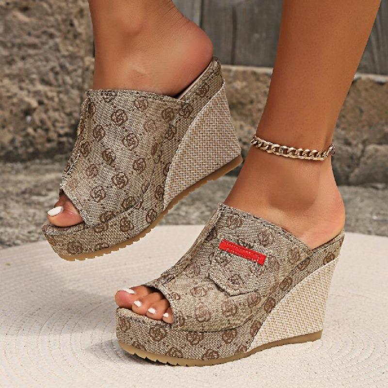 Women Sandals 2025 New Chunky Platform Mules Sandals Woman Brand Designer Wedges Slippers Women Plus Size High Heels Beach Shoes