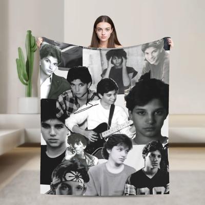 Ralph Macchio Warm Blankets  Picnic Plush Bedding Throws Fashion Couch Chair Flannel Bedspread Sofa Bed Cover