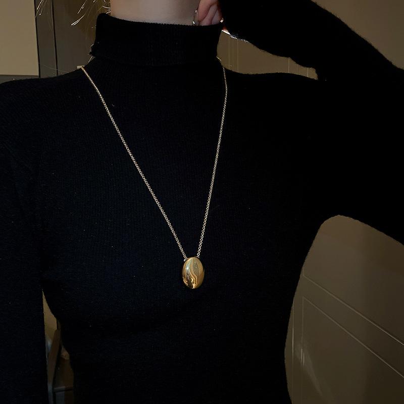 Korean Cold Wind Geometric Love Bow Necklace Personality Trend Sweater Chain Simple Retro Item Decoration