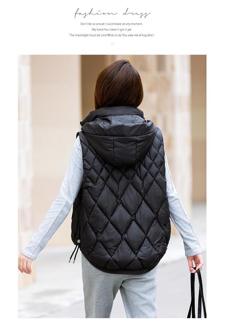Gilet Trapuntato con Cappuccio Dimagrante Taglie Forti da Donna - Stile Coreano Autunno/Inverno 2025 Cotone Piumino
