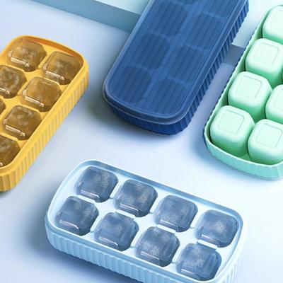 Stampo per Ghiaccio Grande a 8 Scomparti Gigante Jumbo Grande Silicone Alimentare Vassoi per Cubetti di Ghiaccio Quadrati Stampo Fai da Te Ghiacciaia Vassoi per Cubetti di Ghiaccio