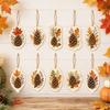 Rustikales Holz-Herbst-Kiefernzapfen-Ornament-Set mit Ahornblättern und Eicheln für Thanksgiving-Wohnkultur