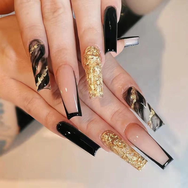 

24 Piece Bling Gold Glitter Wearable Nails - Shiny Black Gold Long European & American Style. A091 Glue Version