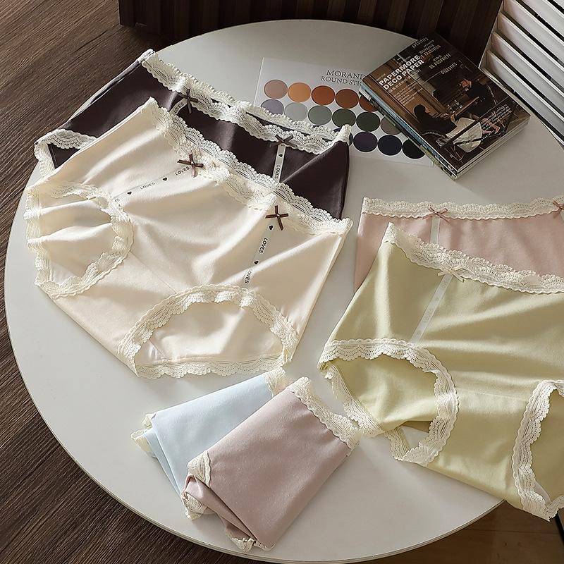 Urocze Oddychające i Bezszwowe Majtki Trójkątne Średnio Stanikowe Damskie Majtki Modalne z Kokardką