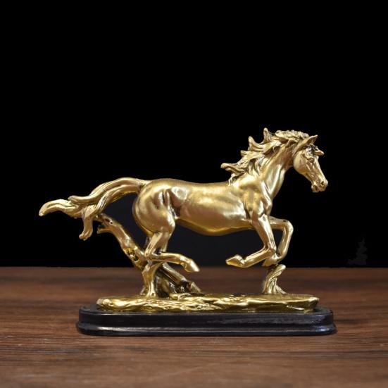 Realistic Horse Figurine Handcrafted Pony Resin Statue Simulated Farm Animal Sculpture Home Office Desktop Decoration Ornament