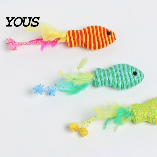 Entertaining Cat Toy Fish Shape Toy, Cotton Rope Lightweight with Hose Chew Feather Tassel Design, Wear-Resistant Scratch-Resistant Relieves