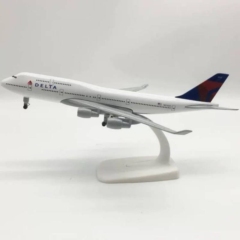 1/400 20cm Metal Scale Aircraft B747 Delta Air Lines Airplane Model Die-casting Alloy Metal Airplane Toys with Landing Gear Collection