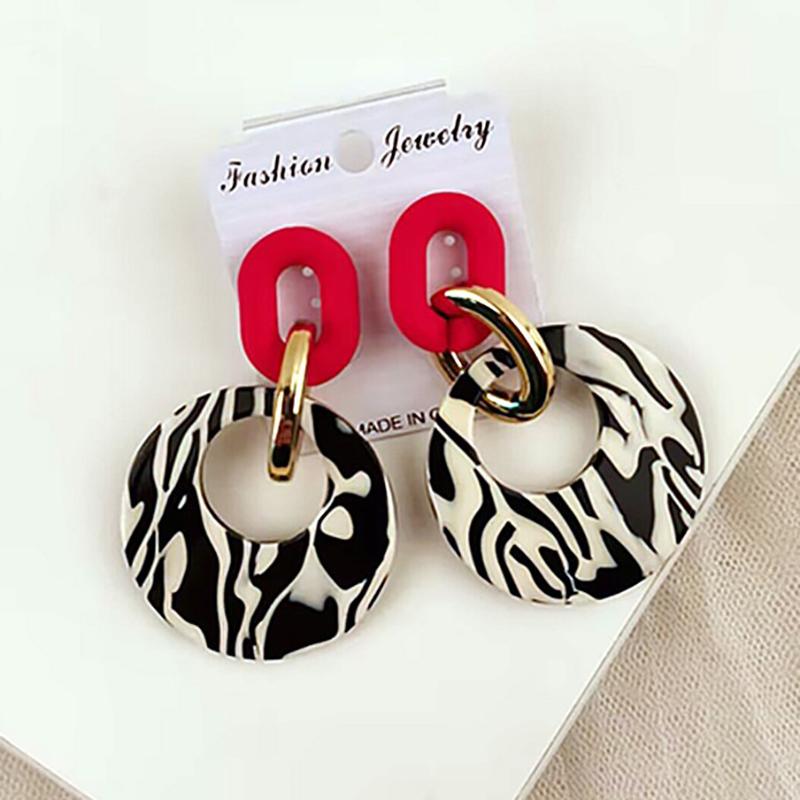 Acrylic Earrings Geometric Earrings for Women Vintage Exaggerated Acrylic Black White Leopard Print Hollow Circle Earrings Gifts