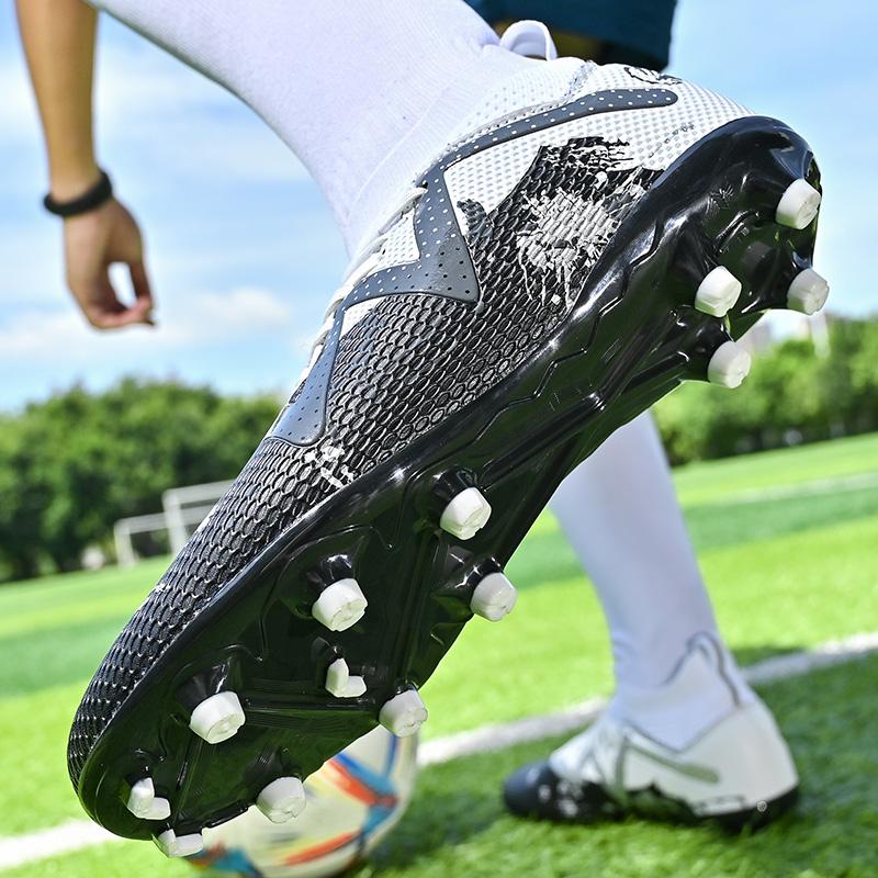 Football Boots Men Professional Field Soccer Cleats Teenagers High Quality Football Shoes High Top Grass Training Footwear