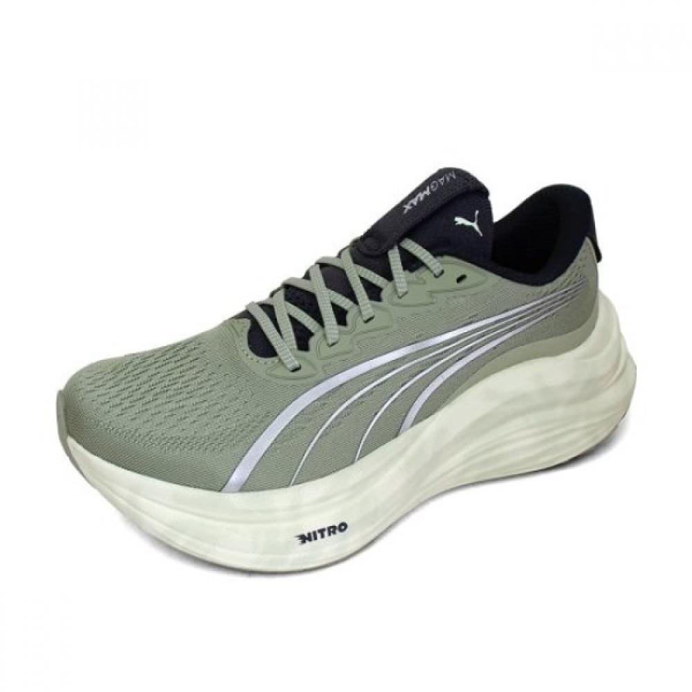 

Puma Magmax Nitro Running Shoes 311922 01 Model name:31192201/Size:255 mm (UK6.5)