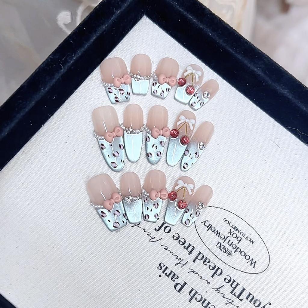 Hand-woven Armor Blue Cherry Three-dimensional Hand-painted Big Cherry Leopard Print Cat Eye Style Nail Art Patch