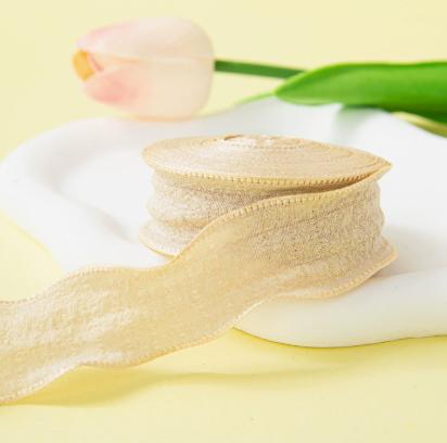 

Textured ruffled ribbon floral cake box, apricot color, 2.5cm 10 yards. One Size
