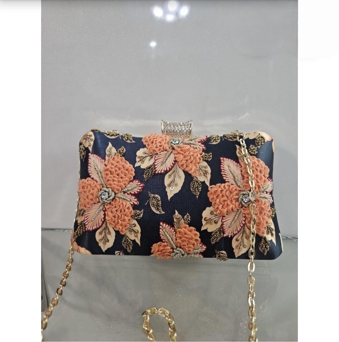 

Party Purse & Handbag Designer Hand Embroidered Purse Wedding Gift Clutch Ladies Purse Luxury Bridal Accessory Gift for Her Sling Bag чорний