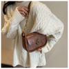 IELGY High-End Texture Retro Messenger Bag Fashionable All-Match Small Square Bag