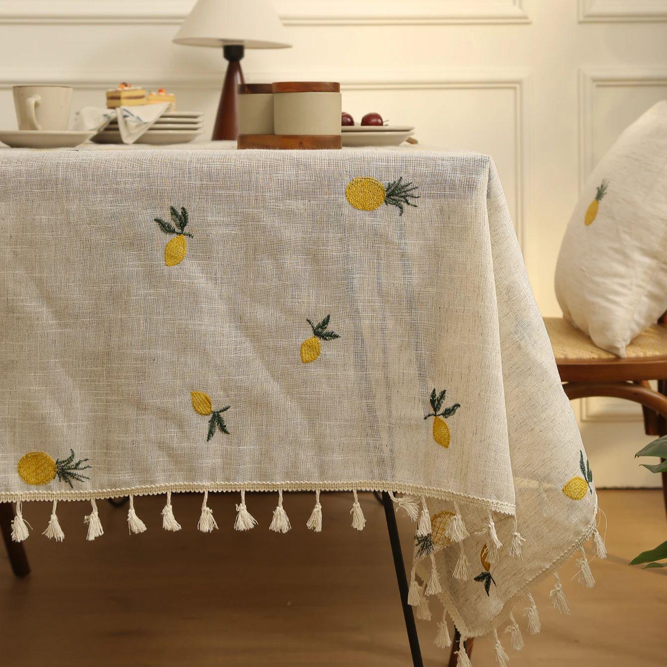 

Скатерть Вышивка Цветочный узор Не мнется Тяжелая Хлопок Лен Фермерский дом Скатерть Декоративная ткань Кисточка Стол 135x135cm бежевый