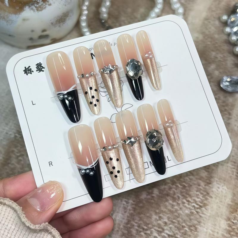 Gold Income Cat Eye Heart Nail Art: Student-Friendly, High-End, Skin-Brightening, Detachable Press-On Nails