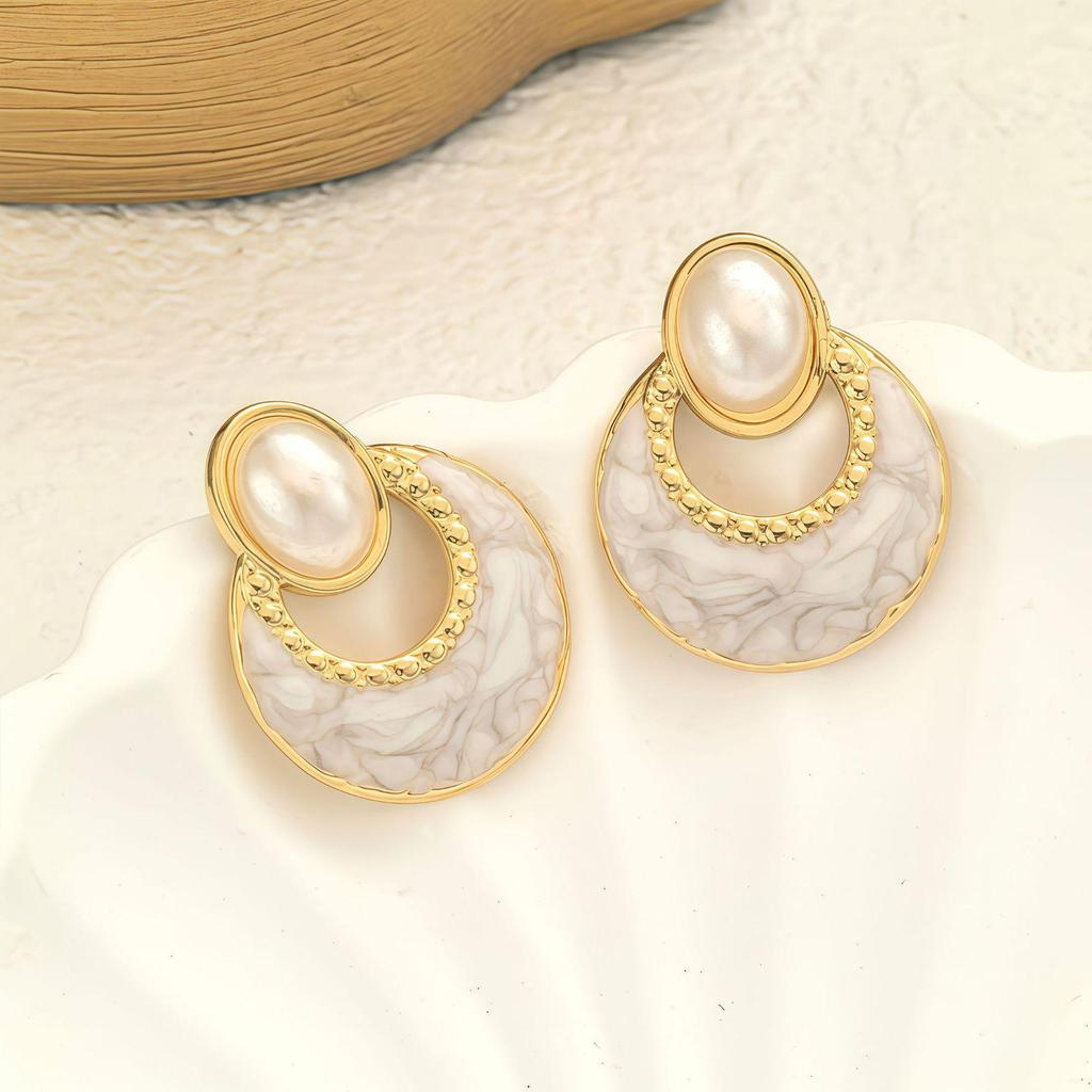 Blue Pearl Enamel Drip Stud Earrings – Elegant and Versatile Daily Wear