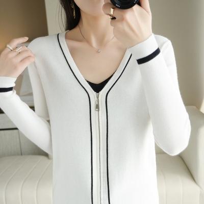 Early Spring New V-neck Knitted Wool Cardigan Femininity Slim-fit Color-matching Zipper Sweater Jacket