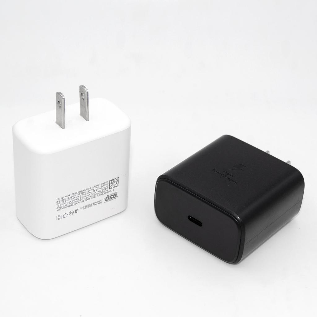 Samsung Galaxy S21/S22 Ultra Charger: PD45W Super Fast Charging for EU/US/UK.