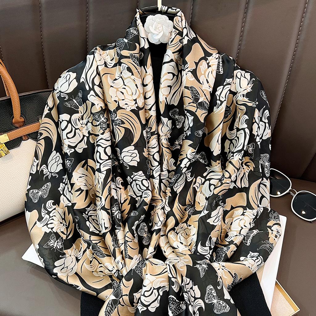 New floral silk scarves for women's summer travel, thin sunscreen silk scarves, holiday gifts for elders