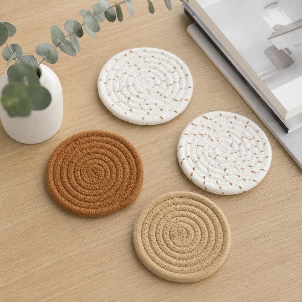 Round Woven Set of 4, 11cm Diameter for Drinks, Absorbent Placemats for Coffee Table