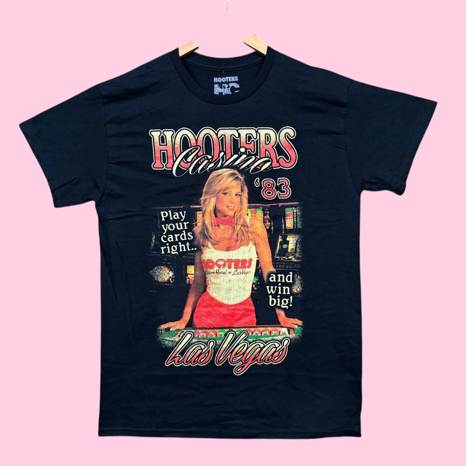 Hooters Casino Las Vegas 83 Play Your Cards Right Tee M 3XL