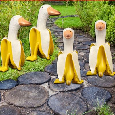15*8cm Banana Duck for Garden Yard Outdoor Desktop Decoration Garden Statue Creative Banana Duck Statue Yard Peeled Cute Peeled