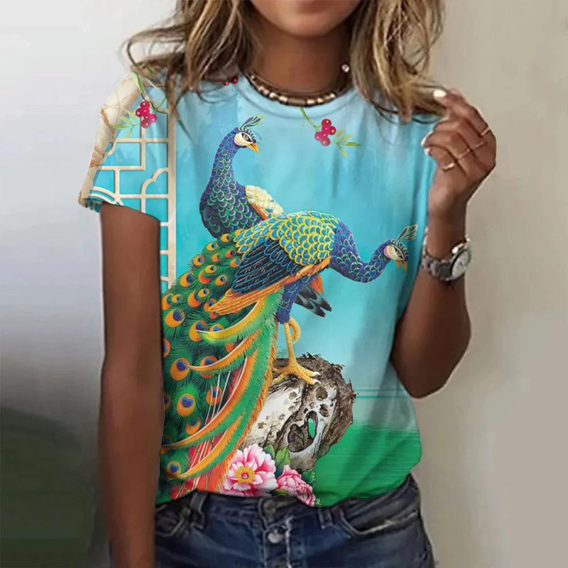 Beautiful Peacock 3 Printed Women's Casual Short Sleeve T-shirt Comfortable Large Fashion T-shirt