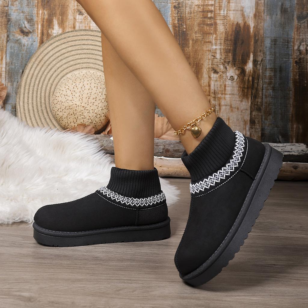 Casual Ethnic Embroidery Snow Boots Women  Soft Thick Bottom Short Plush Snow Boots Winter Warm Knitted Boot Tube Shoes