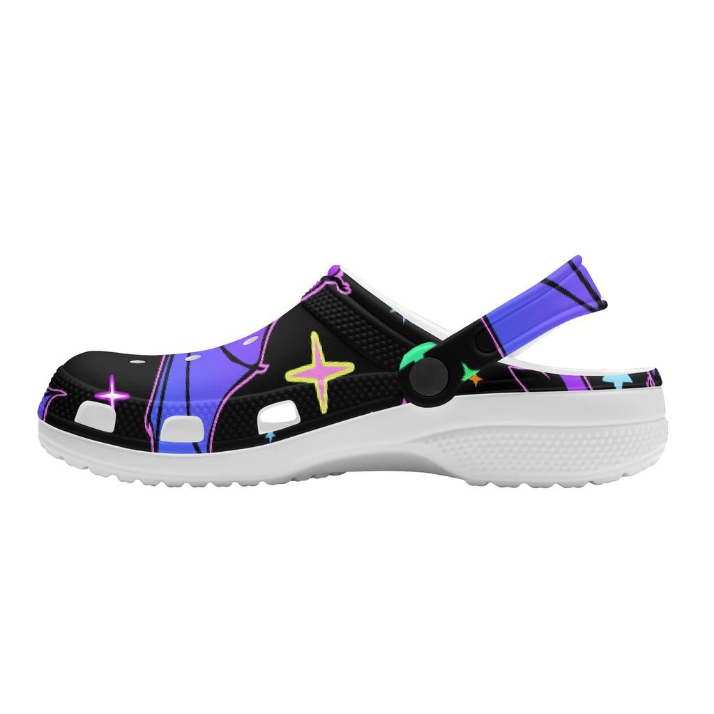 White EVA Clogs with Colorful Skull Print, Lightweight Slip On Garden Shoes, Breathable Beach Sandals, Indoor Outdoor Slippers for Men Women