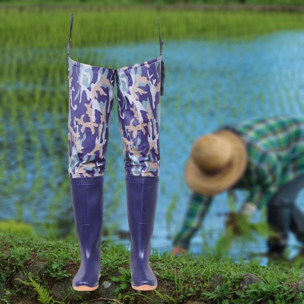 Bootfoot Waders for River Use In Agriculture And Hunting