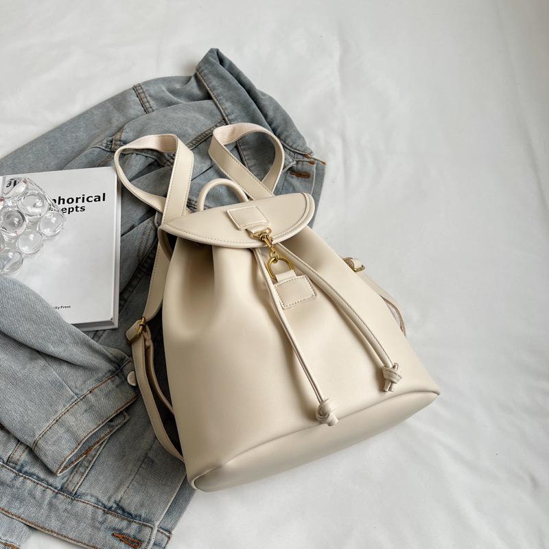 Large Capacity Bag Women's Bag 2025 New Summer Backpack Student Schoolbag Women's Travel Texture Small Backpack