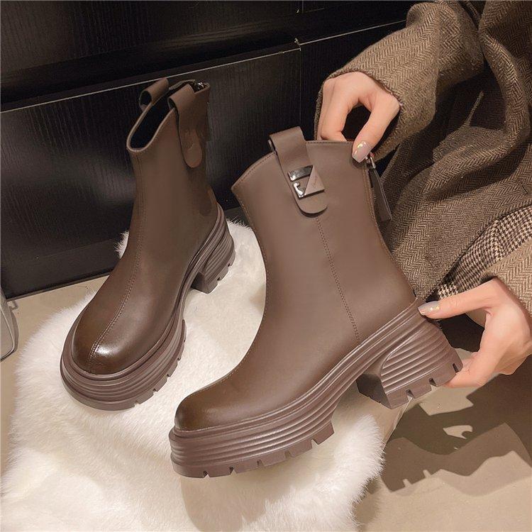 Leather Thick-soled Martin Boots, New Autumn and Winter Shopping Malls, the Same Thick-soled Heightened and Thin Elastic Boots Martin Boots
