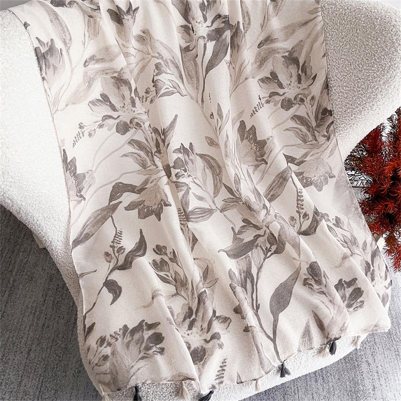 Spring and Summer New Flowers Pattern Cotton Linen Scarf for Women Autumn Warm Soft Shawls Muslim Hijab Poncho Echarpe Stoles