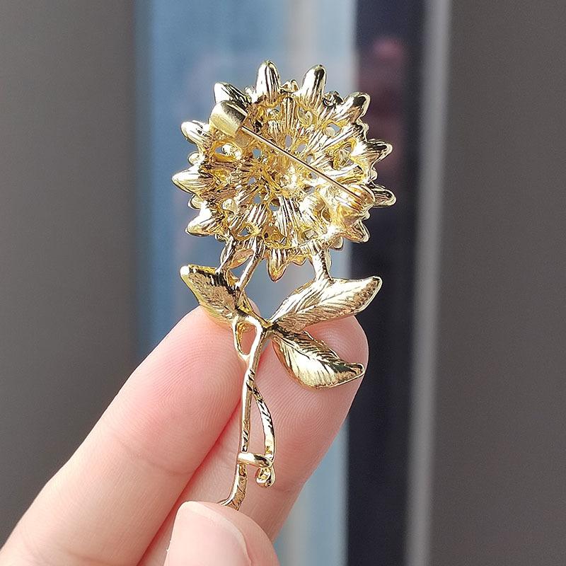 1pc Beautiful Shiny Wheat Brooch with Crystal Ears, Suitable for Women, Gender-neutral Plant Pins