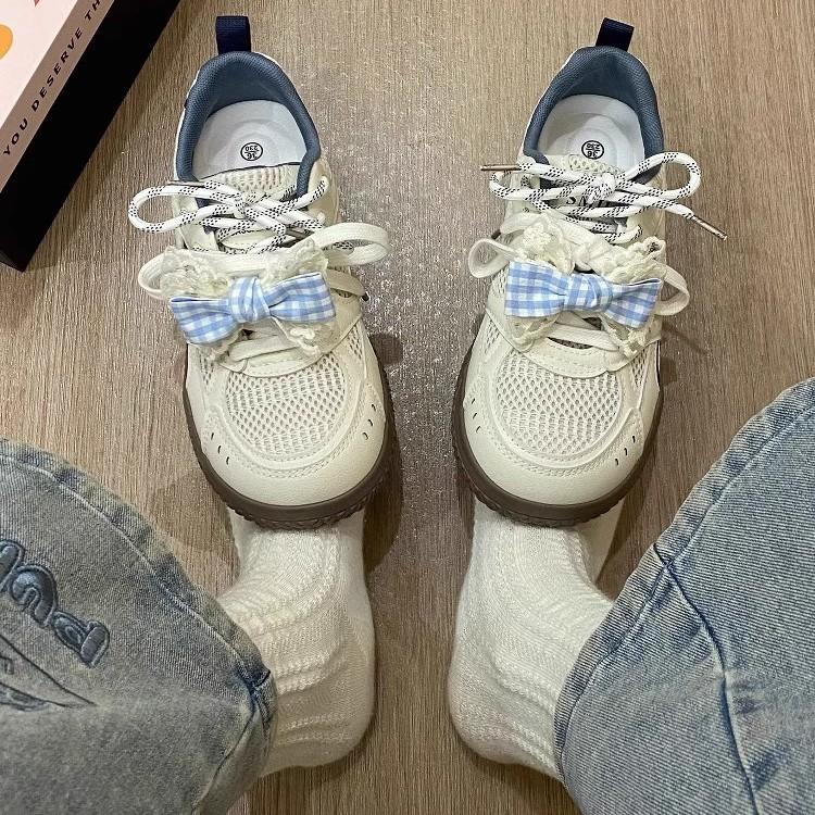 

2025 spring new little white shoes mesh breathable sports and leisure board shoes fashion versatile non-slip German training women s shoes 40