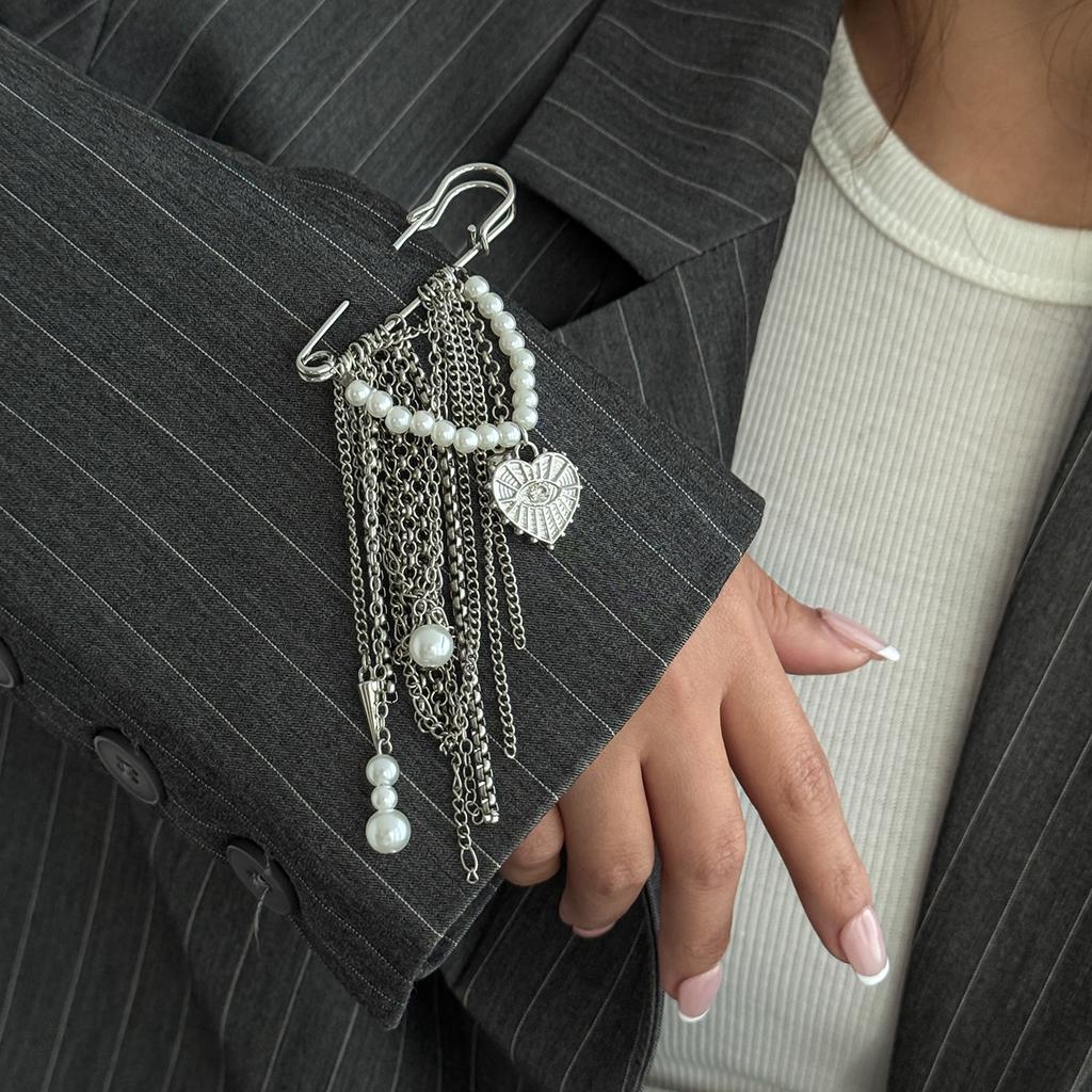 Black Crystal Heart Pendant Brooches Women Irregular CCB Beaded Chain Multi-Layer Tassel Brooch Pin Pants Ankle Chain Jewelry