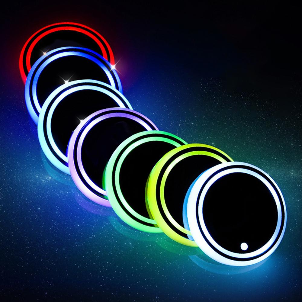 1 τεμ. Πολύχρωμη Θήκη Ποτού Φωτιζόμενο Υποθέμα LED Ηλιακή Φόρτιση USB Αντιολισθητικό Υποθέμα Ατμοσφαιρικός Φωτισμός για Αυτοκίνητο Αυτόματα