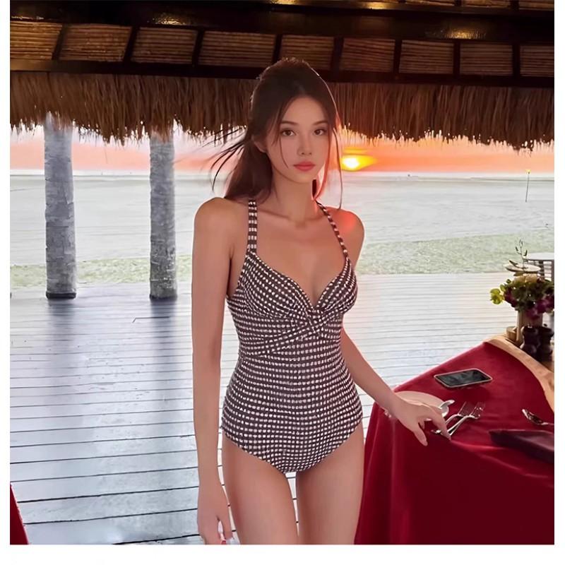 Womens One-Piece Swimsuit With Push-Up Padding Deep V Neck Polka Dot Design Pool Spa Vacation