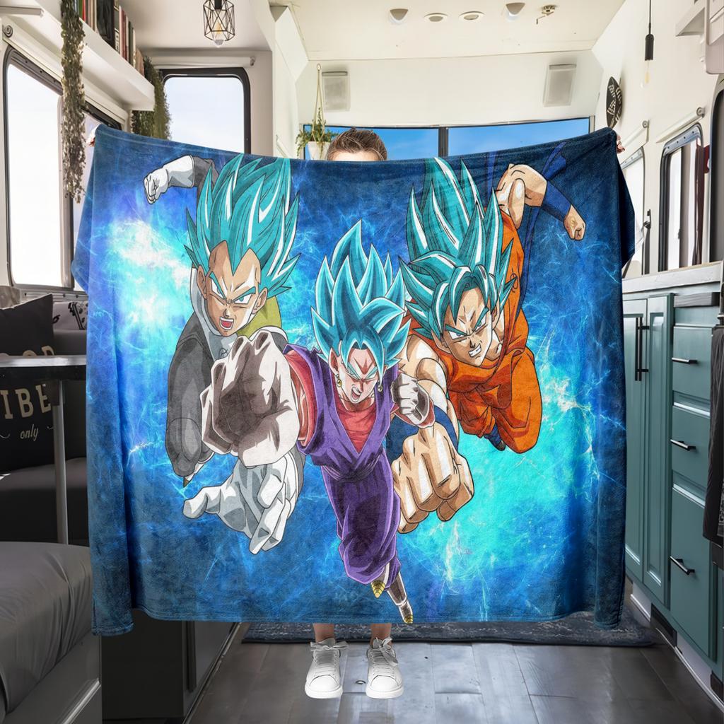 1pz Coperta in Flanella con Stampa Dragon Ball Super, Alta Qualità per Tutte le Stagioni, Decorazione per la Casa, Calore e Comfort, Perfetta per Regali di Natale