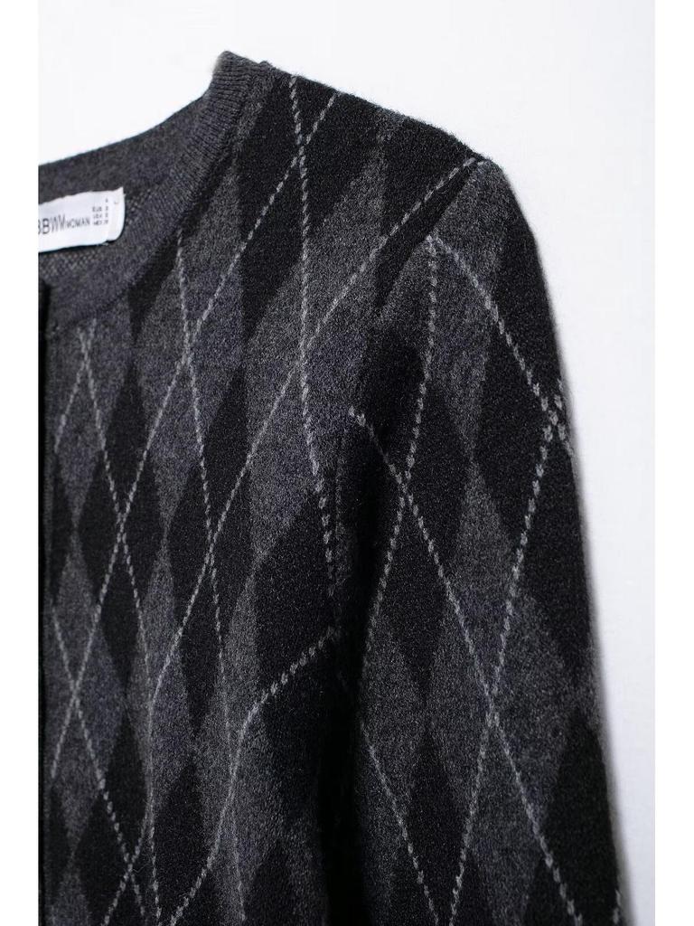 2024 Autumn Women's European & American Style Knit Cardigan with Long Sleeves & Half Skirt