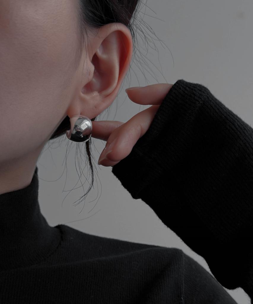 Baradu 925 Half Moon Bold Stud Earrings