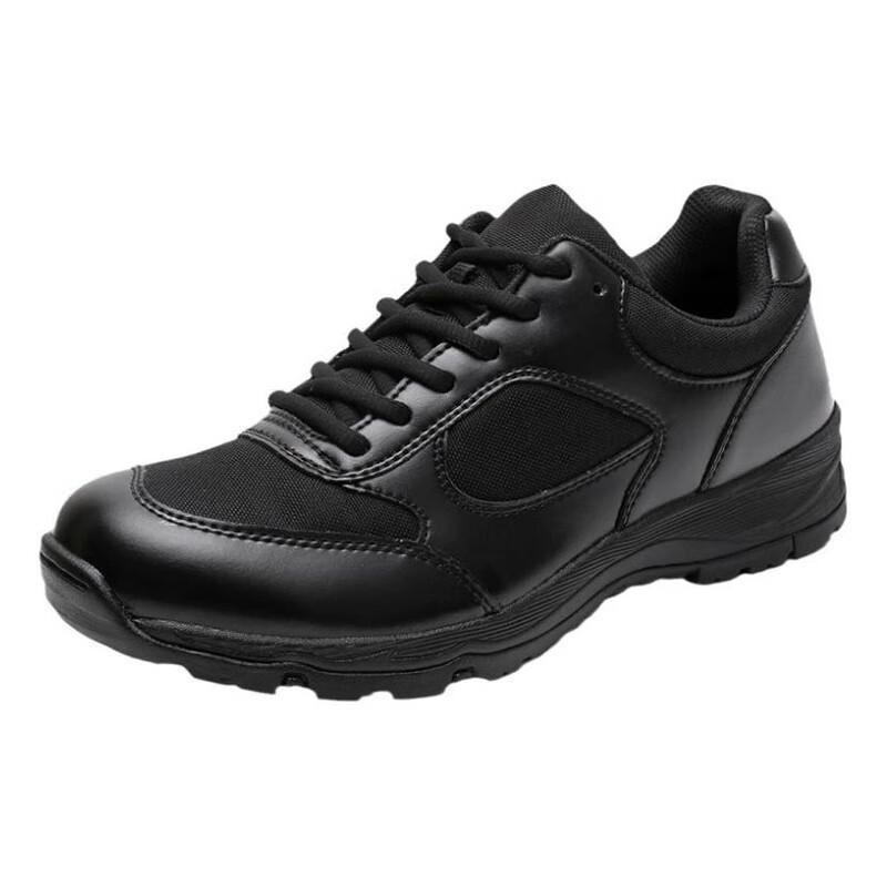 Men's Black Low-Cut Training Shoes