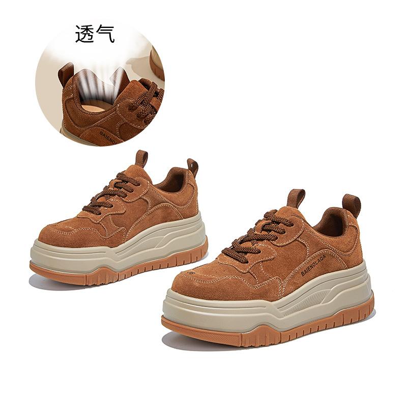 Suction Film Sole Leather Little White Shoes Women's Shoes 2025 Autumn New Thick-soled Heightening Sports Board Shoes Retro Shoes Women's