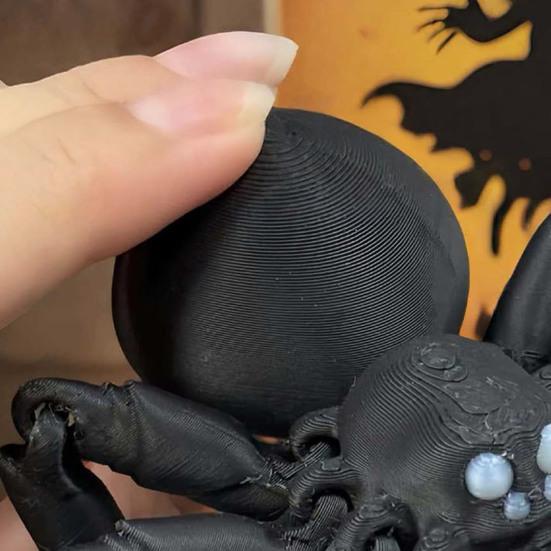 3D Printed Articulated Spider Figurine, Flexible Joint Black Spider Statue, Collectible Gothic Ornament for Halloween Home Decor