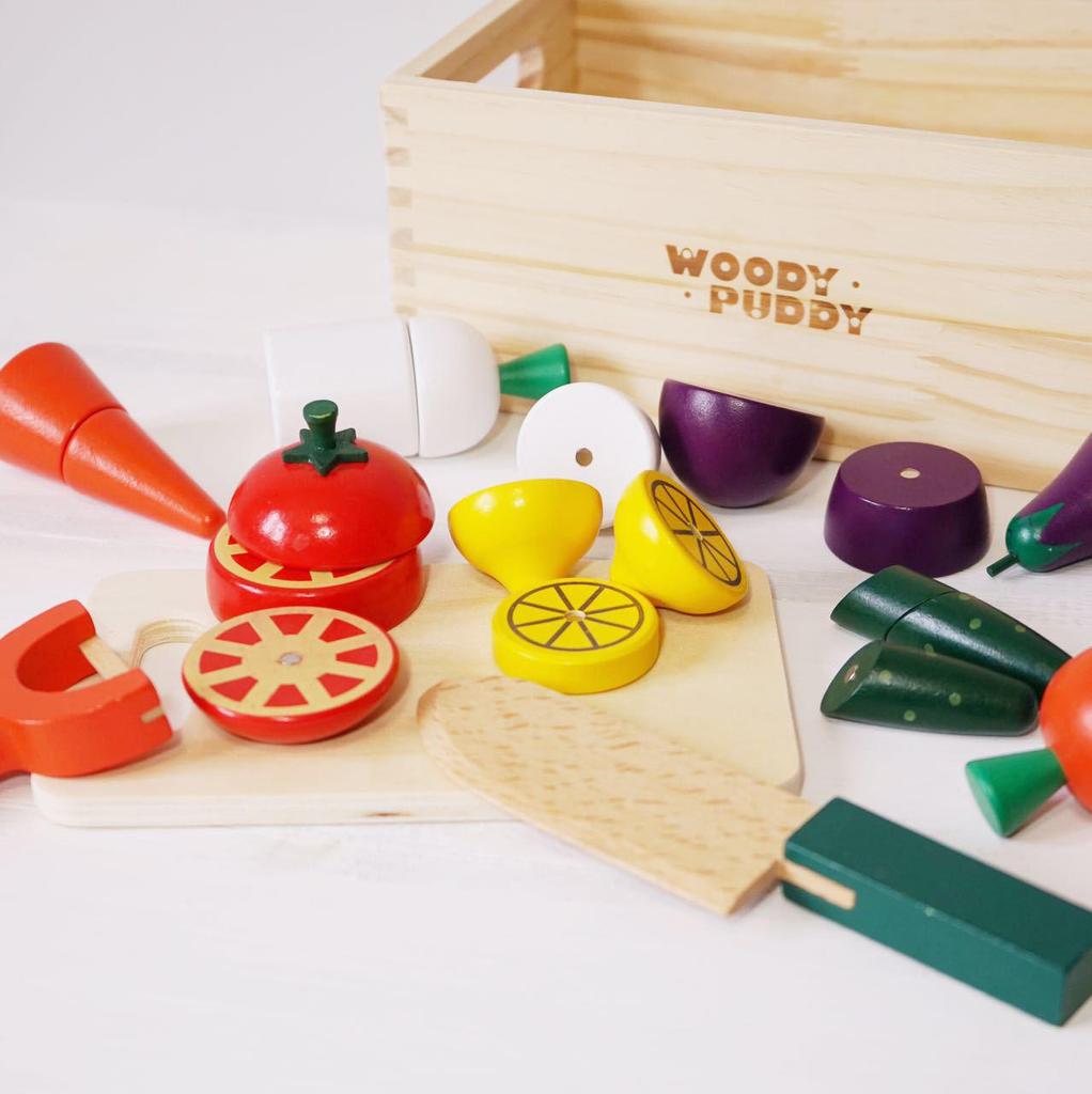 Wooden Magnetic Play Kitchen Set: Cuttable Fruits & Vegetables for Kids Pretend Play