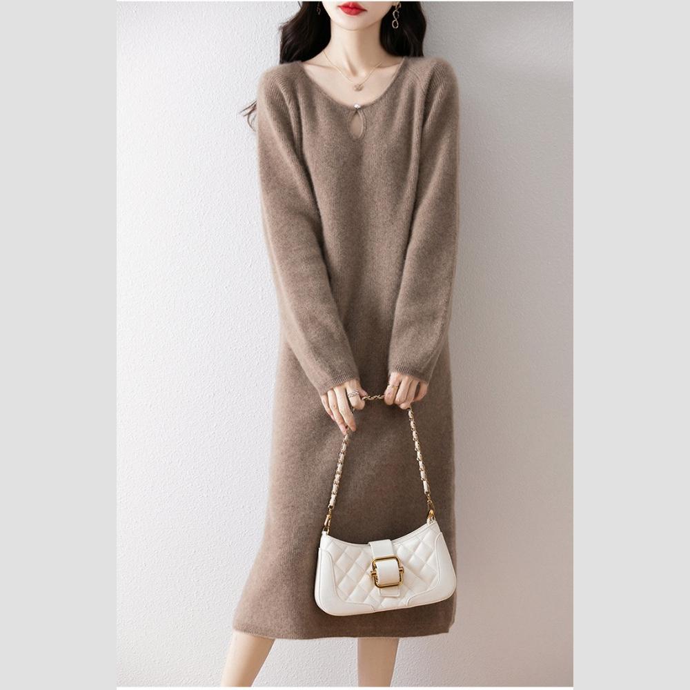 Knitted Straight Dress for Women Long-sleeved Casual Long Sweater Dress Solid Color Round Neck Pullover for Autumn and Winter