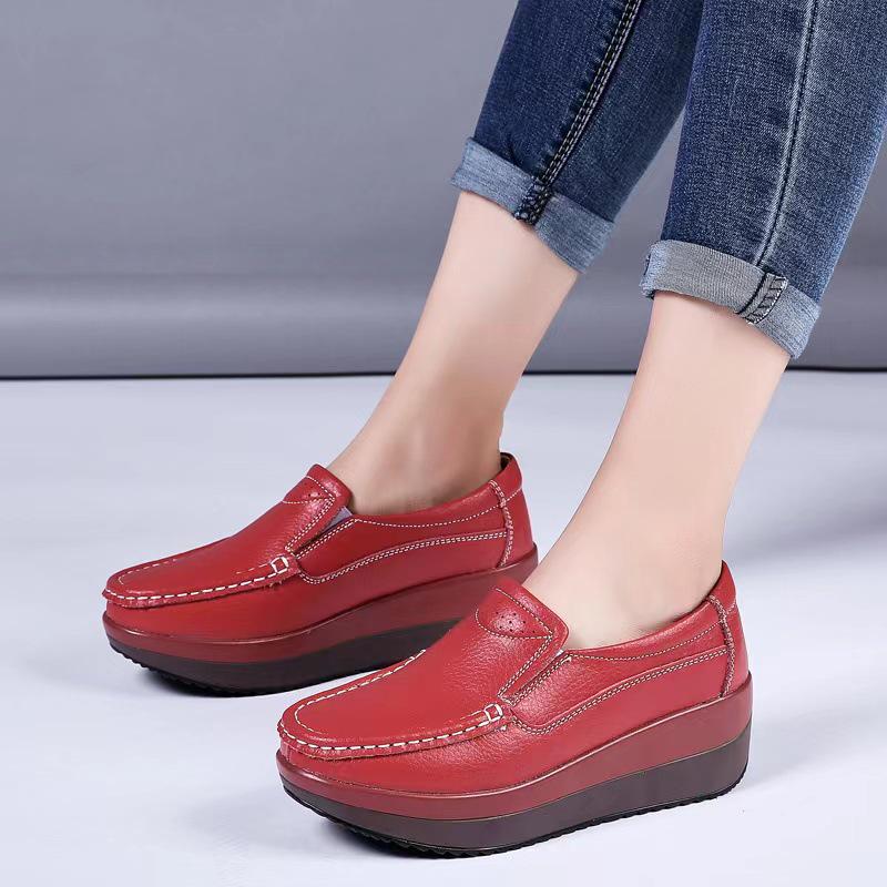 Korean Style Wedge Heel Platform Slip-on Shoes for Women